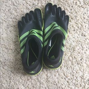 Adidas men's adipure training shoes size 10.5