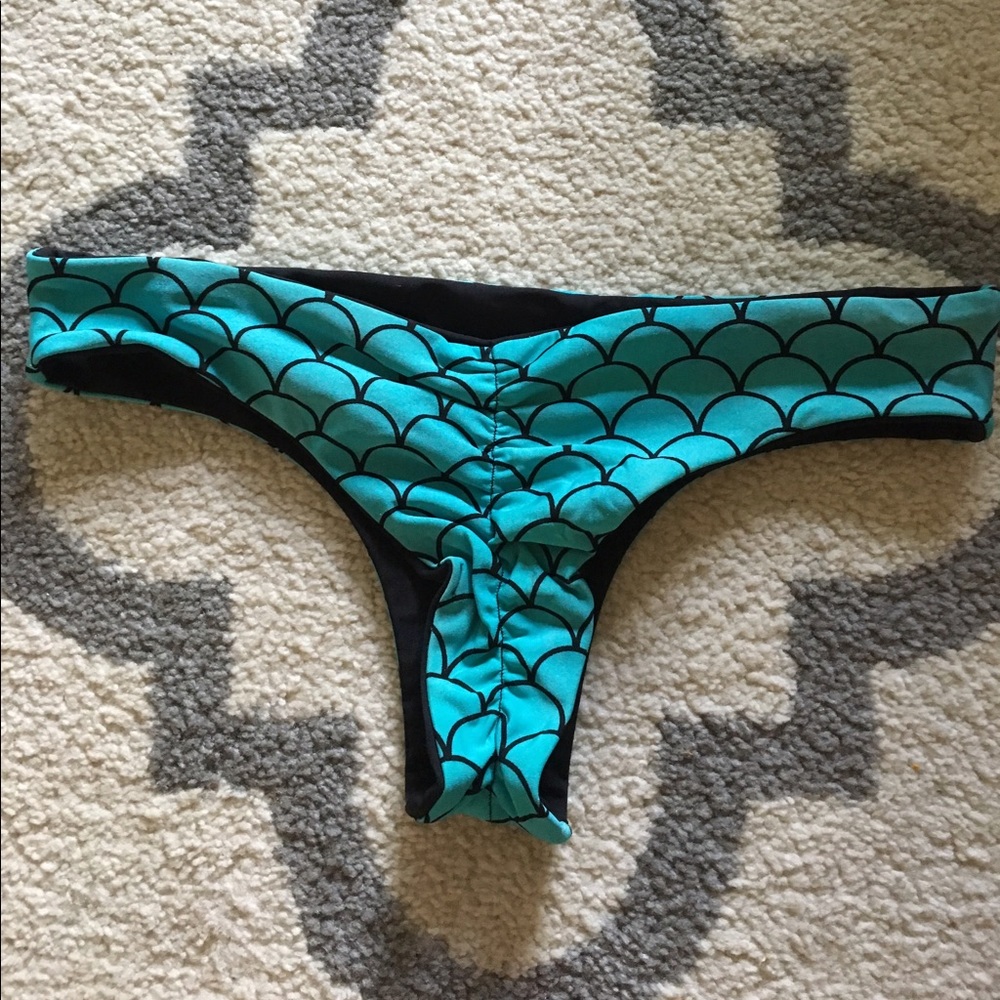Kelealove swimwear cheeky bikini bottom small