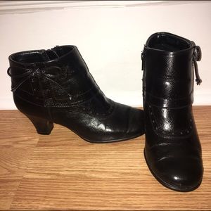 A2 by Aerosoles Maritime Black Bootie