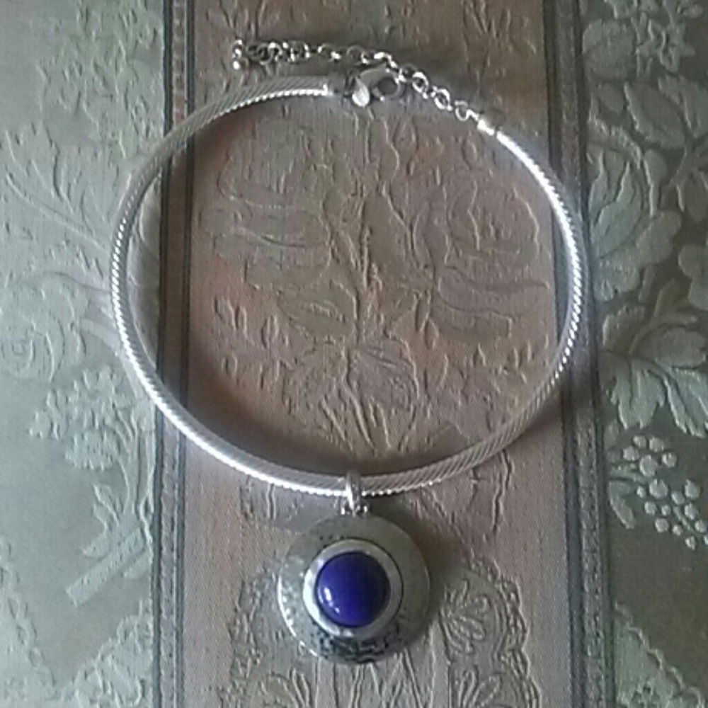 Chicos necklace
