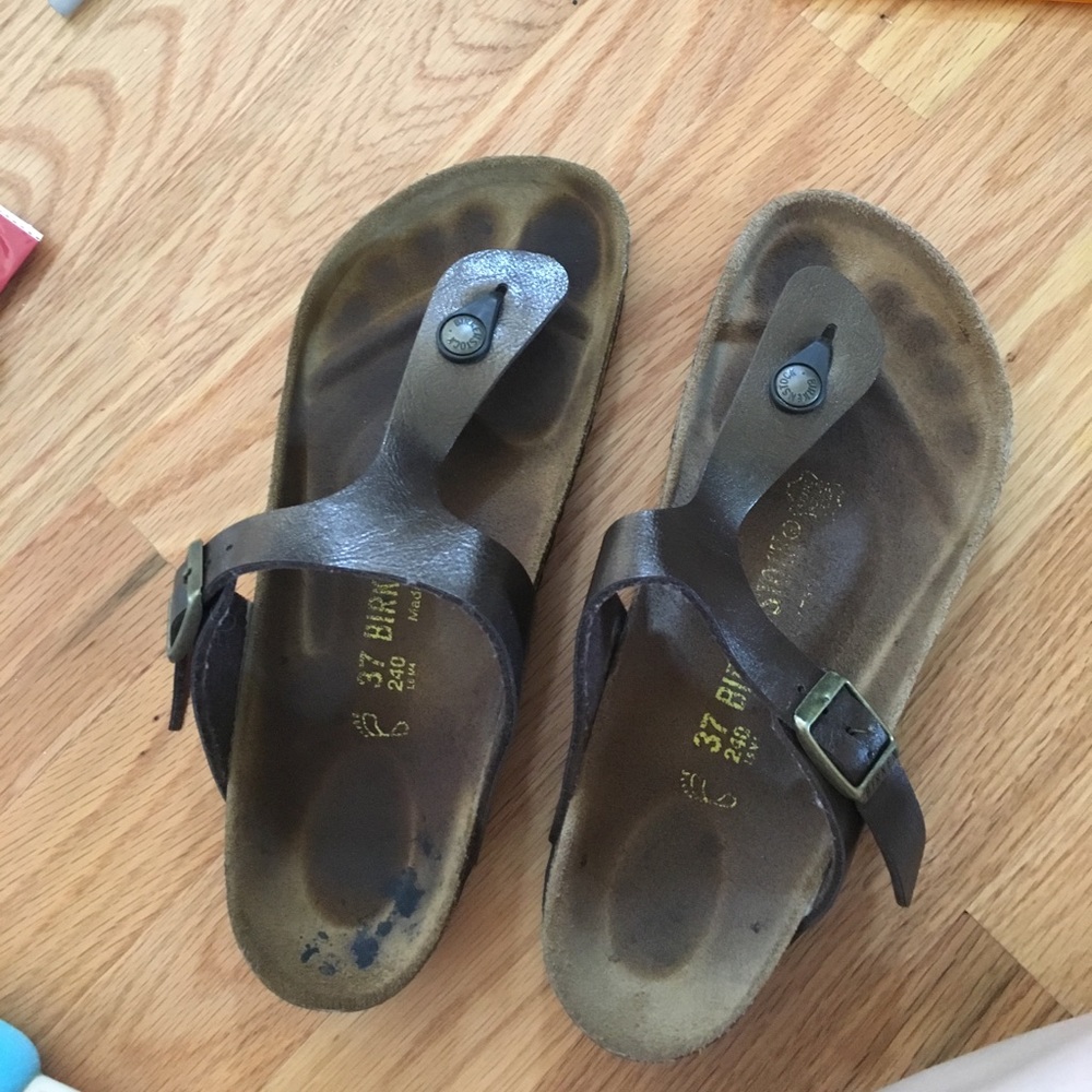 Brown Thong Birkenstocks