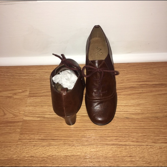 A2 by Aerosoles Brown Booties - Picture 3 of 6