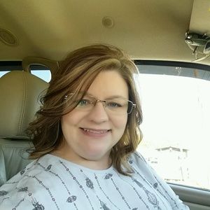 Meet your Posher, Paula