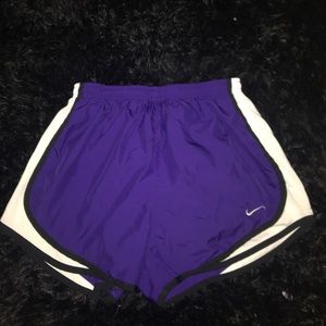Women's Nike tempo shorts