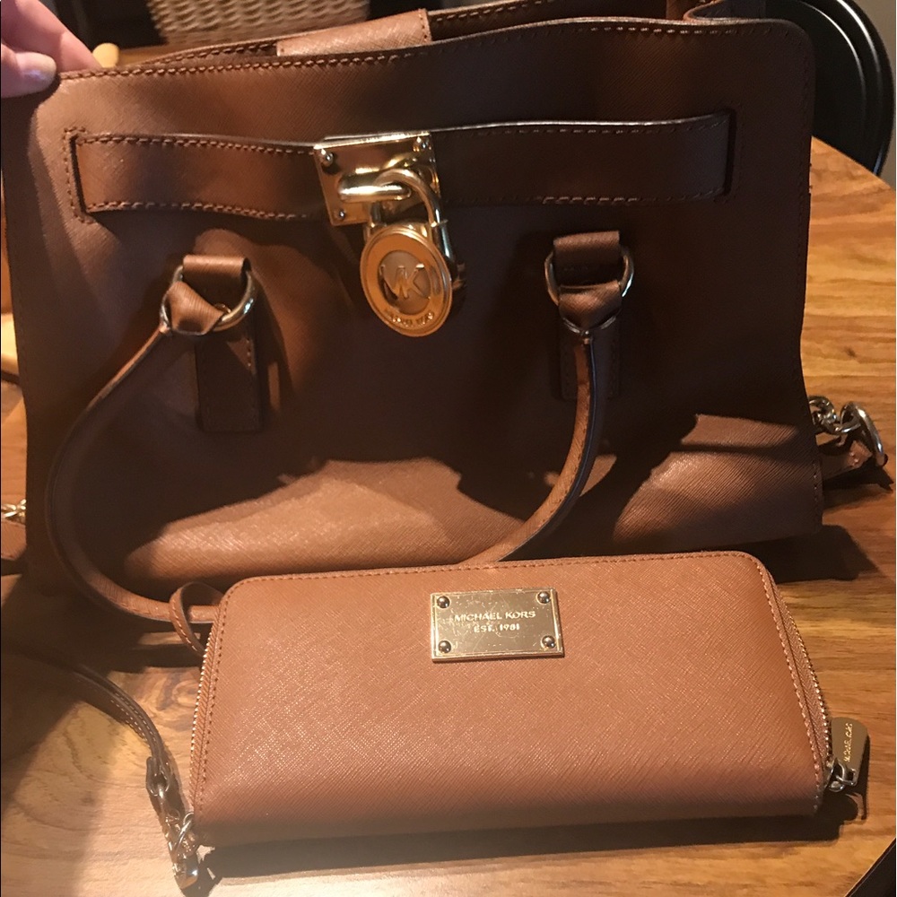 Michael Kors wallet and purse tan