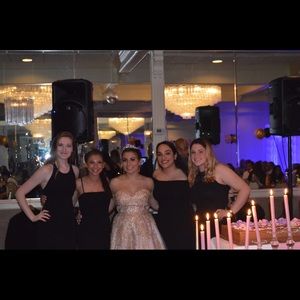 Meet your Posher, Annie