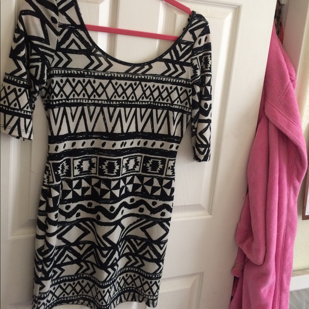 3/4 length sleeve Aztec mini dress