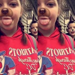 Meet your Posher, Destinea