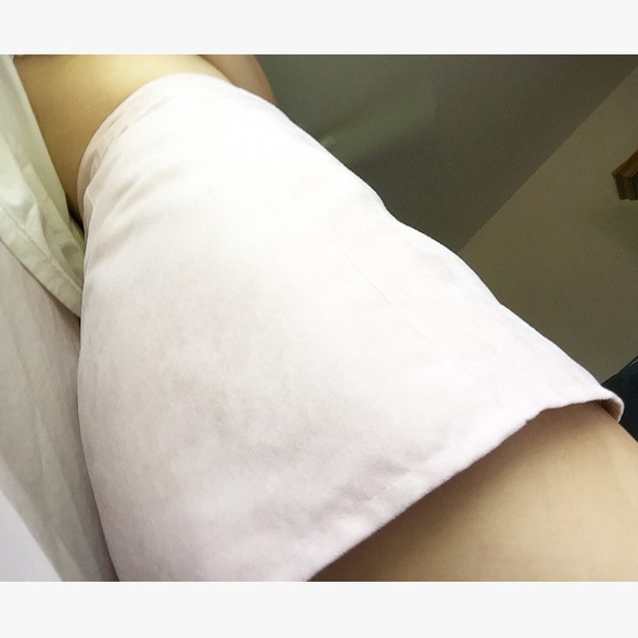 90s BADDIE H&M NEW VELVET PINK MINISKIRT - Picture 2 of 4