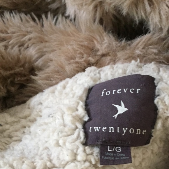 SUPER Soft & Warm Jacket - Picture 3 of 4