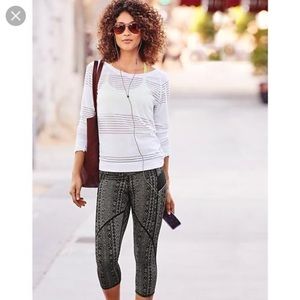 Limitless crew pullover