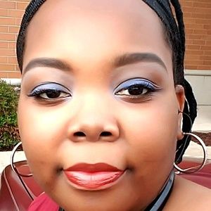 Meet your Posher, Tameka