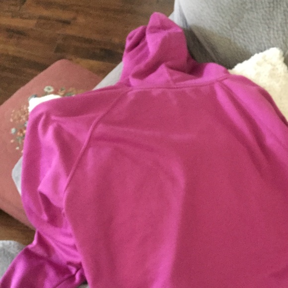 Fuchsia Under Armour Sweatshirt - Picture 3 of 3