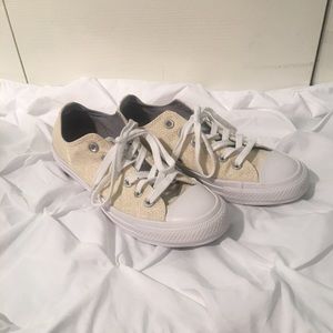 Light yellow converse