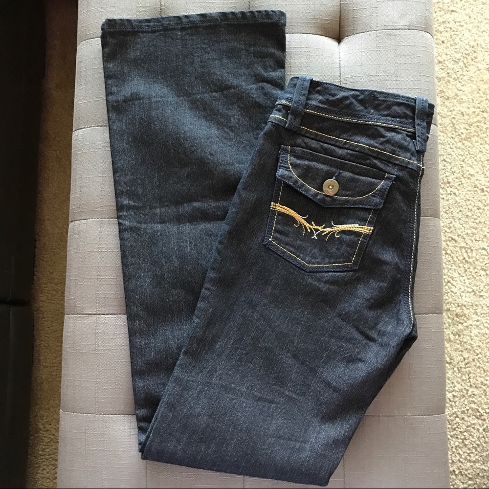 NEW! Grane Jeans - Picture 5 of 7