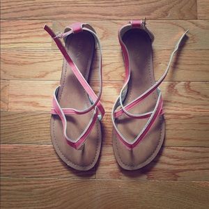 SUMMER SANDALS