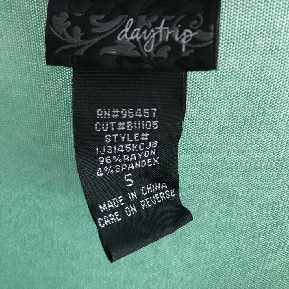 Daytrip by Buckle quarter length shirt - Picture 5 of 6
