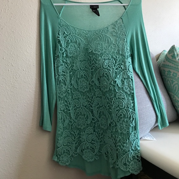 Daytrip by Buckle quarter length shirt - Picture 6 of 6