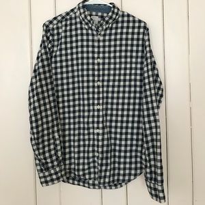 Gap button down shirt