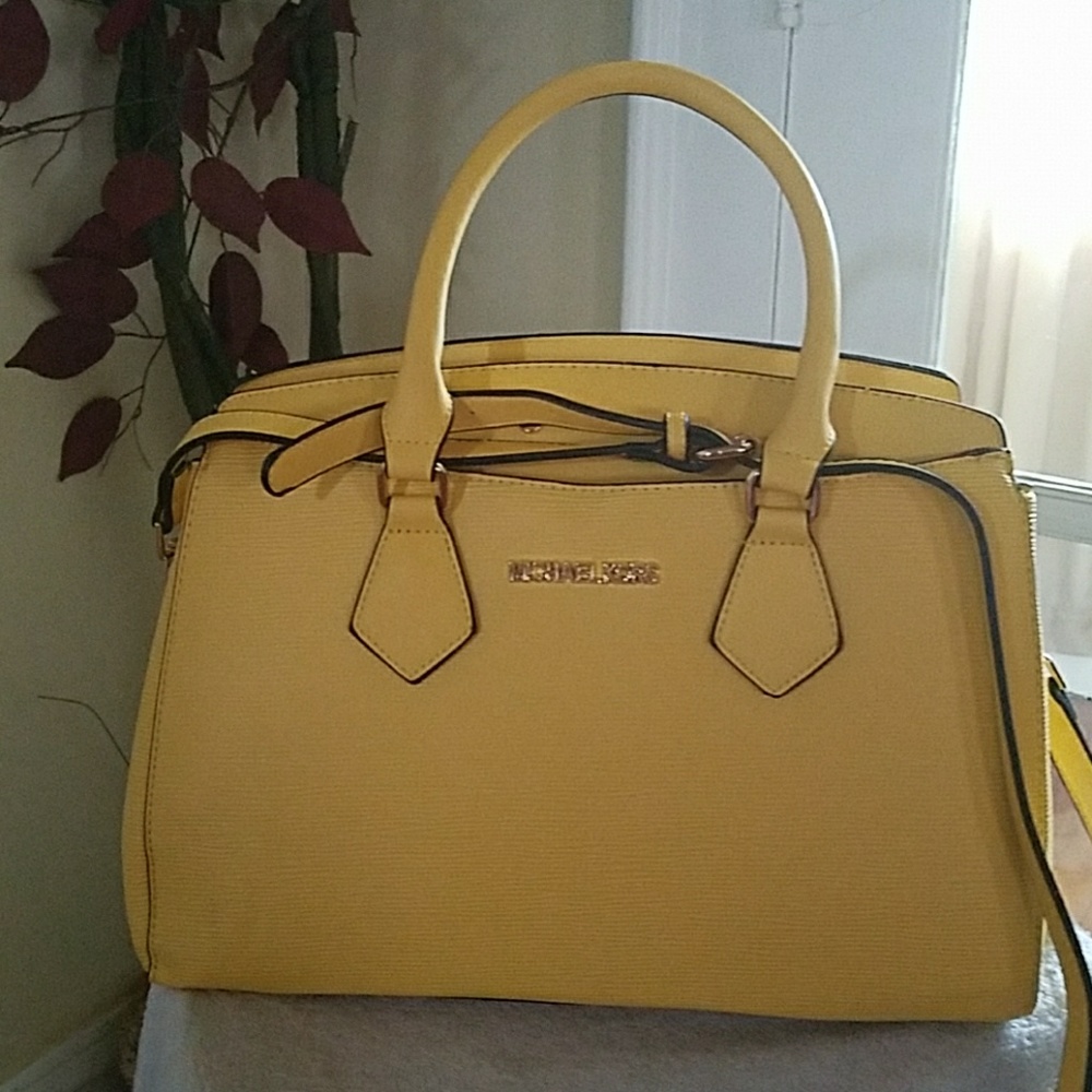 MK style pocketbook