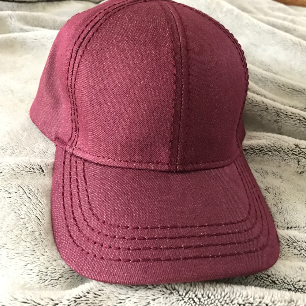 Cap with high pony tail/bun hole, adjustable strap