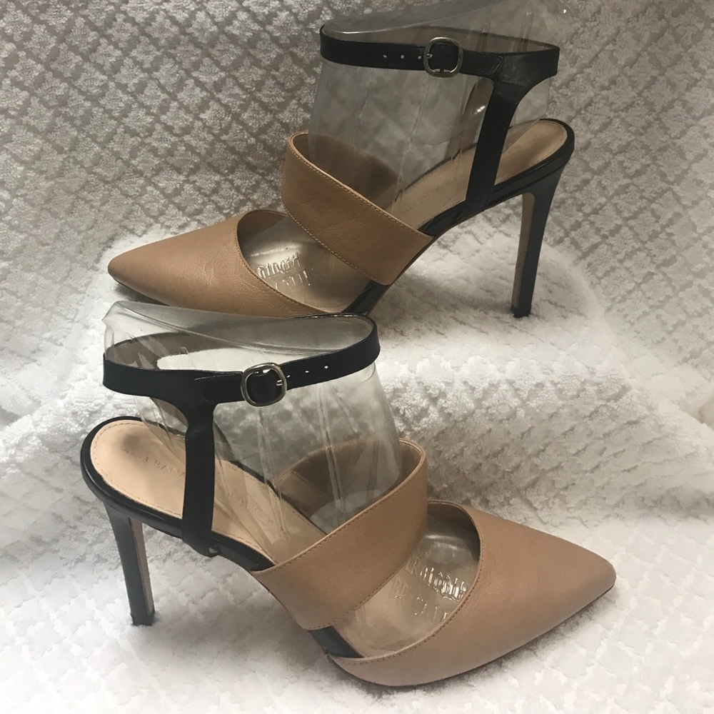 Banana Republic "Caitlyn" Heel. Size 9 1/2