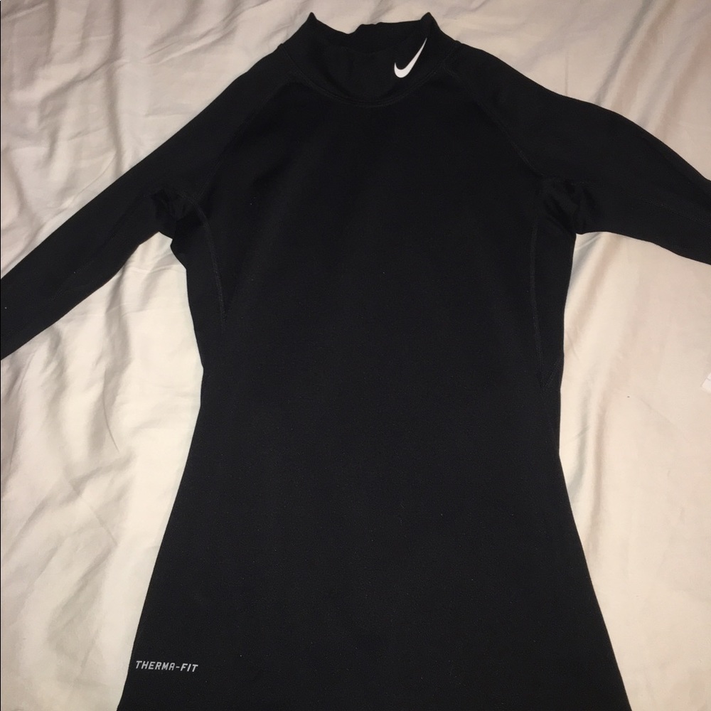Black Nike turtle neck long sleeve