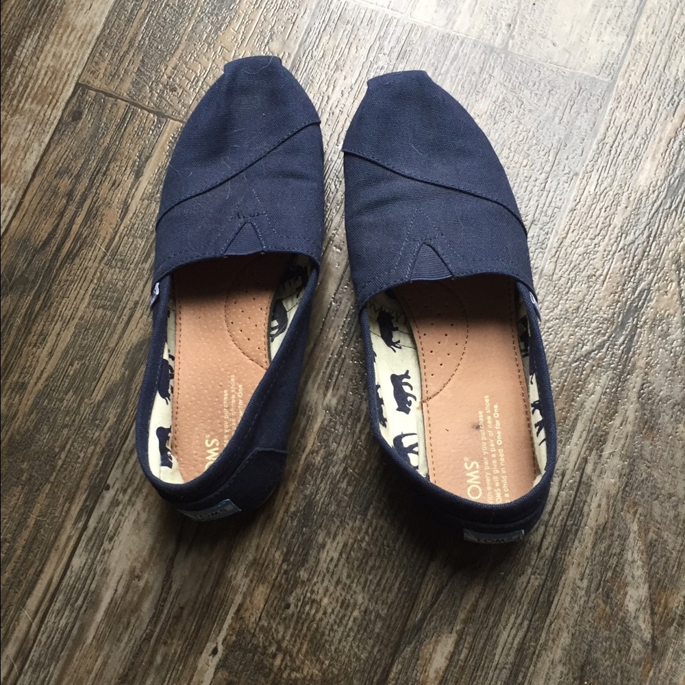 Navy Blue Toms espadrilles 9.5
