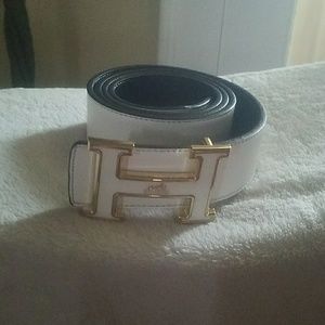 Men's white belt