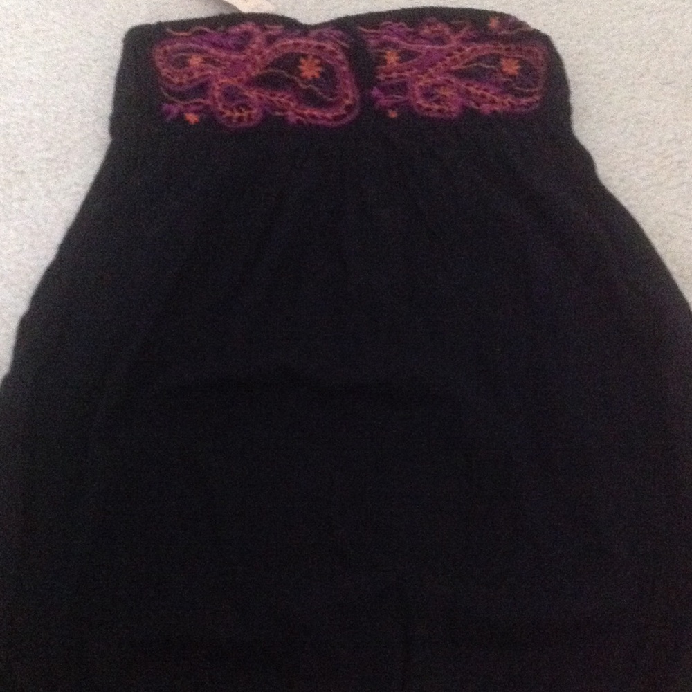 Degree strapless linen top