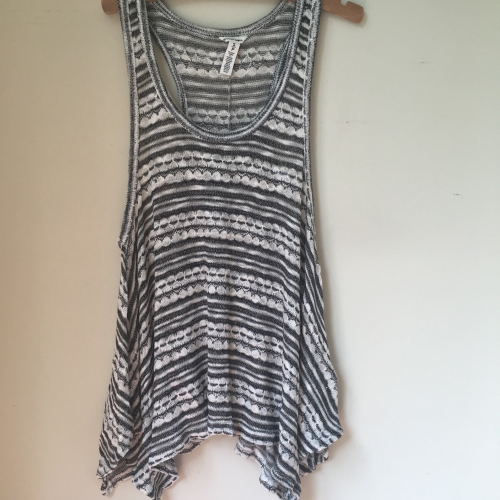 NWOT Black and White summer tank top