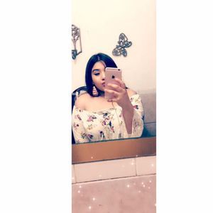 Meet your Posher, Estrella