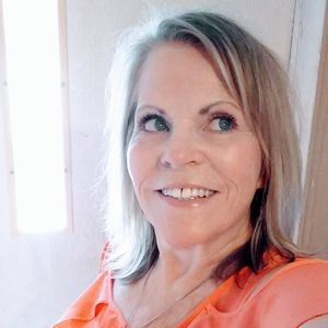 Meet your Posher, Charlotte