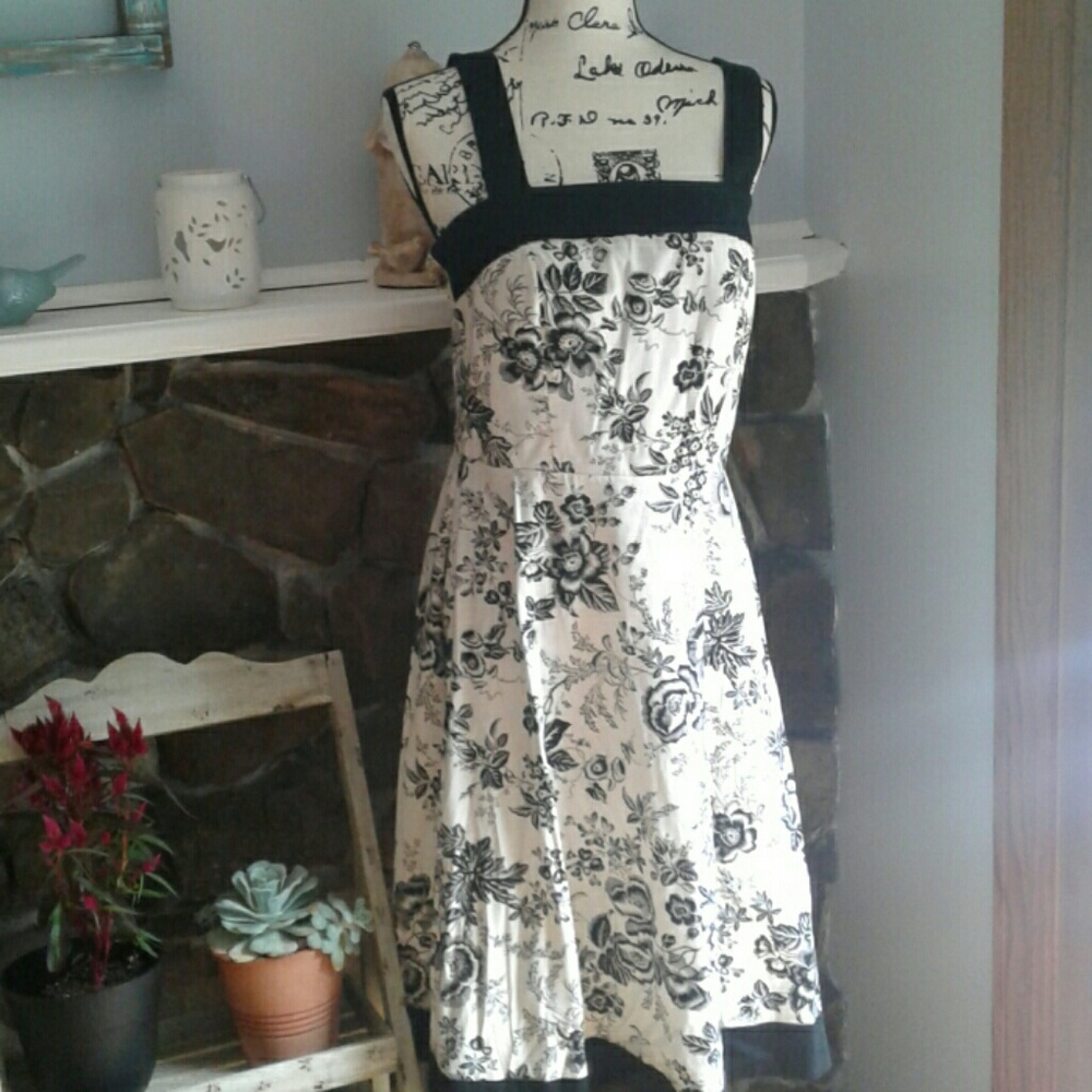 Perfect Brunch Dress