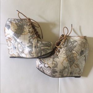 Unique wedge heels