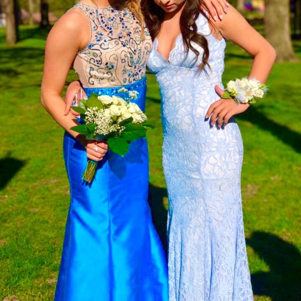 Gorgeous Mermaid-Style Prom Dress