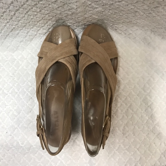 J. Crew Tan Suede platform sandal. - Picture 2 of 4