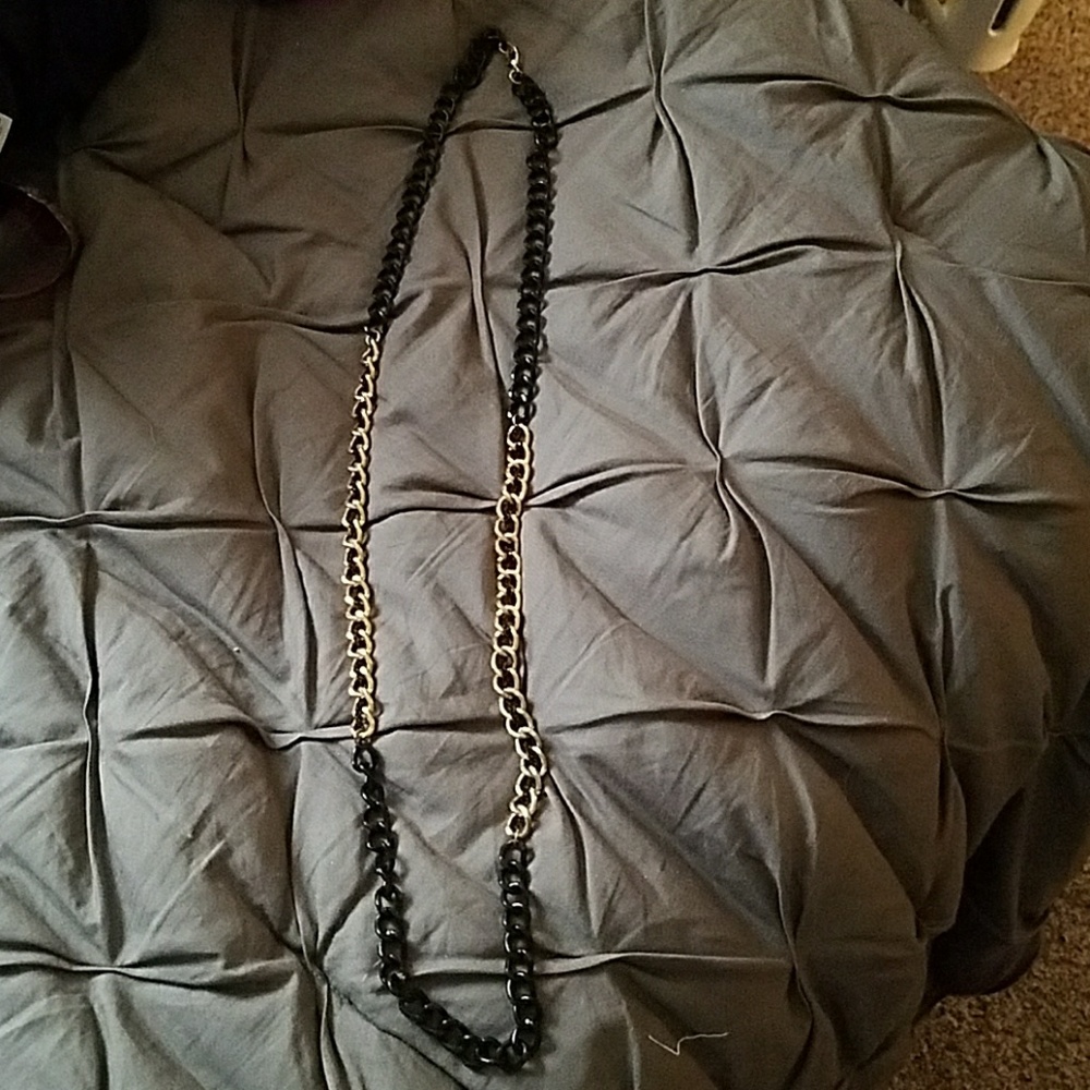 Cool chain necklace  (costume jewelry)