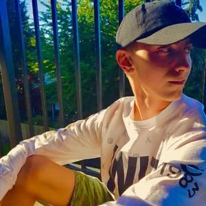 Meet your Posher, Ty