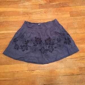 American Eagle skirt with flowered design