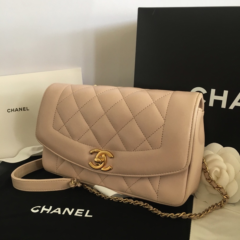 💥Authentic Chanel flap bag light pink 💥 - Picture 2 of 8