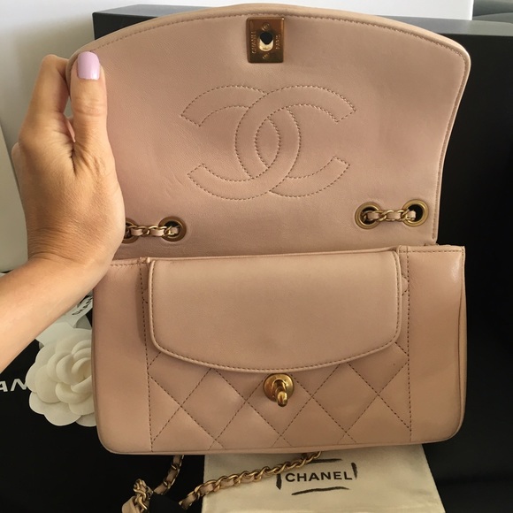 💥Authentic Chanel flap bag light pink 💥 - Picture 4 of 8