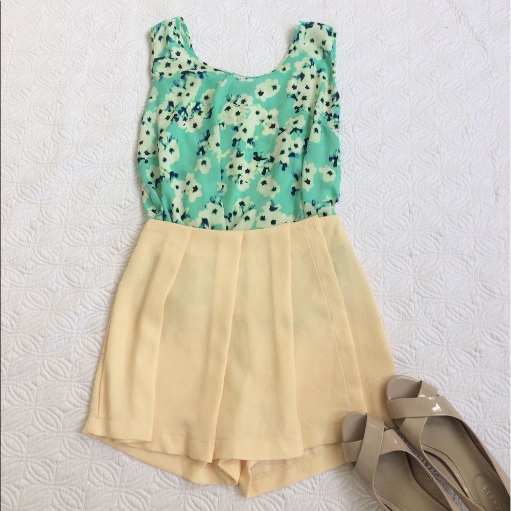 NWOT Sophie Rue paneled shorts