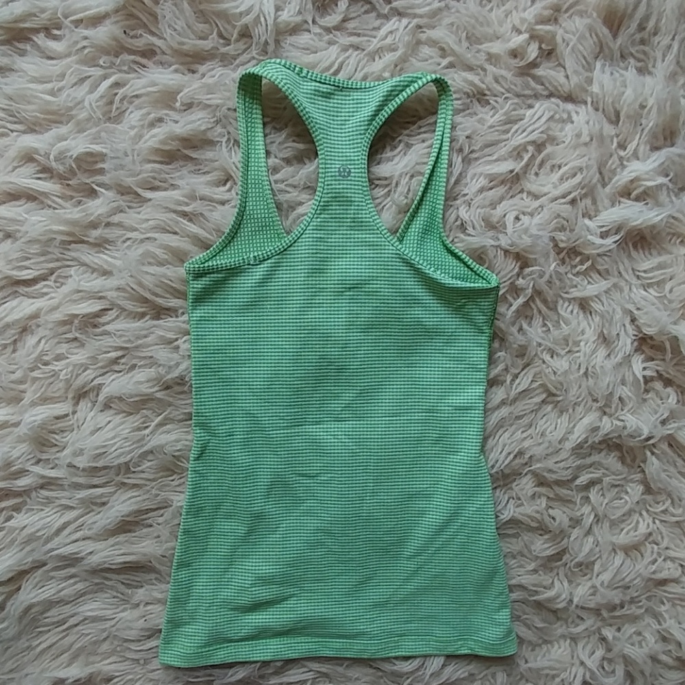 Lululemon size 4 white and green checkered tank
