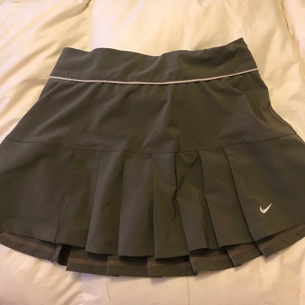 Nike tennis skirt