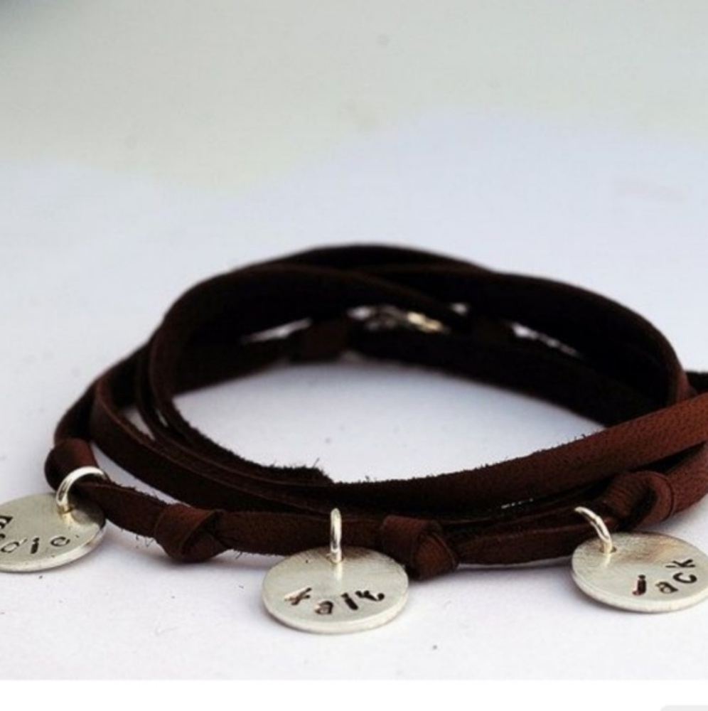 Custom Keychains, Bracelets, Necklaces - Picture 3 of 6