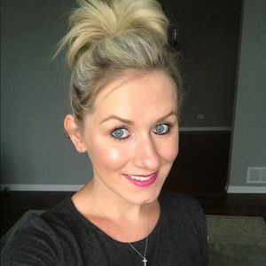 Meet your Posher, Paulina