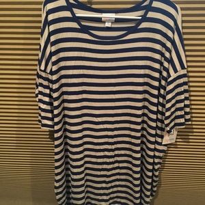 🎉SALE🎉 Irma XL (NWT)