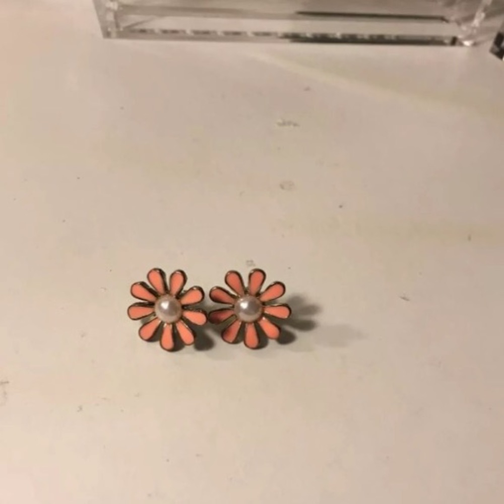 pink flower studs
