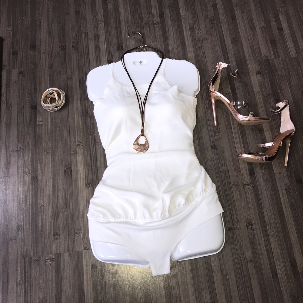 ⚜️White Chiffon bodysuit ⚜️
